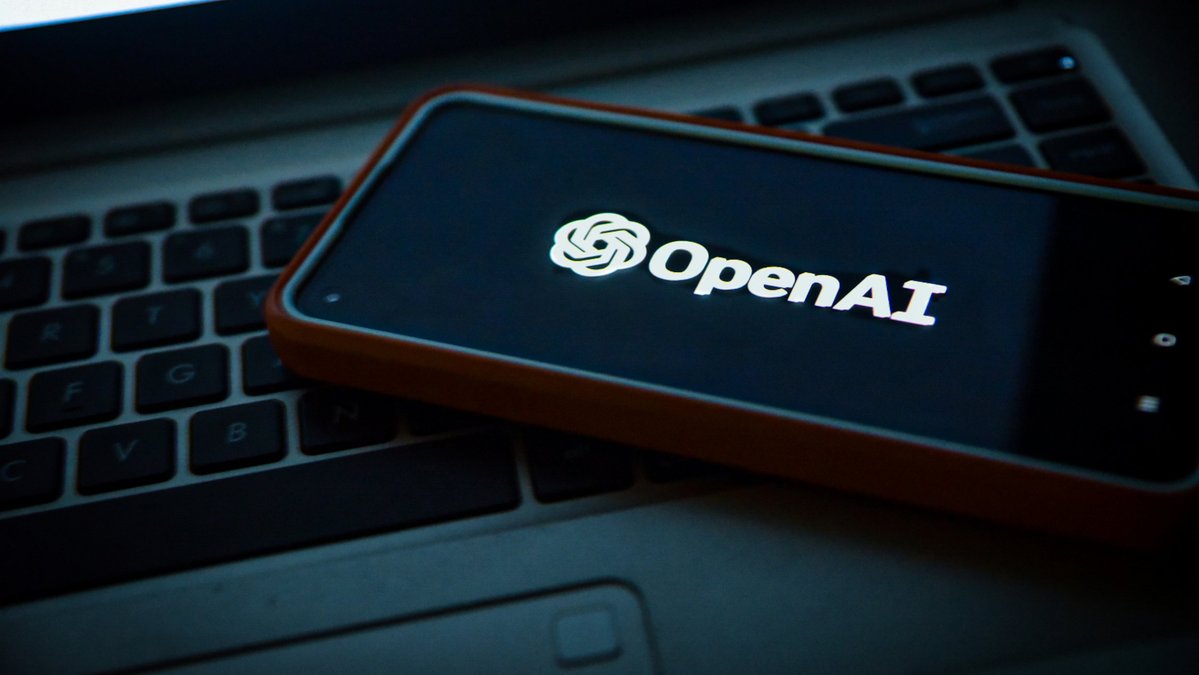 Глава OpenAI: искусственный сверхразум может появиться через пару лет